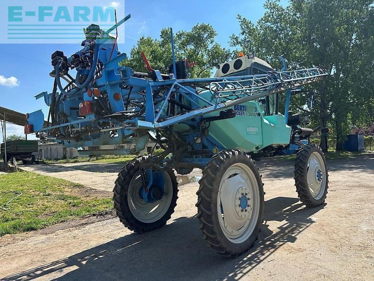 Anhängespritze des Typs Berthoud boxer 3000r, Gebrauchtmaschine in SZEGED (Bild 8)