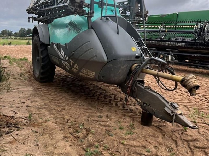 Anhängespritze za tip Berthoud Vantage 55-60 DARK, Gebrauchtmaschine u ELEJA