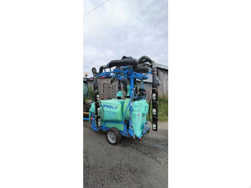 Anhängespritze tipa Berthoud WIN'AIR800, Gebrauchtmaschine u GEMOZAC (Slika 1)