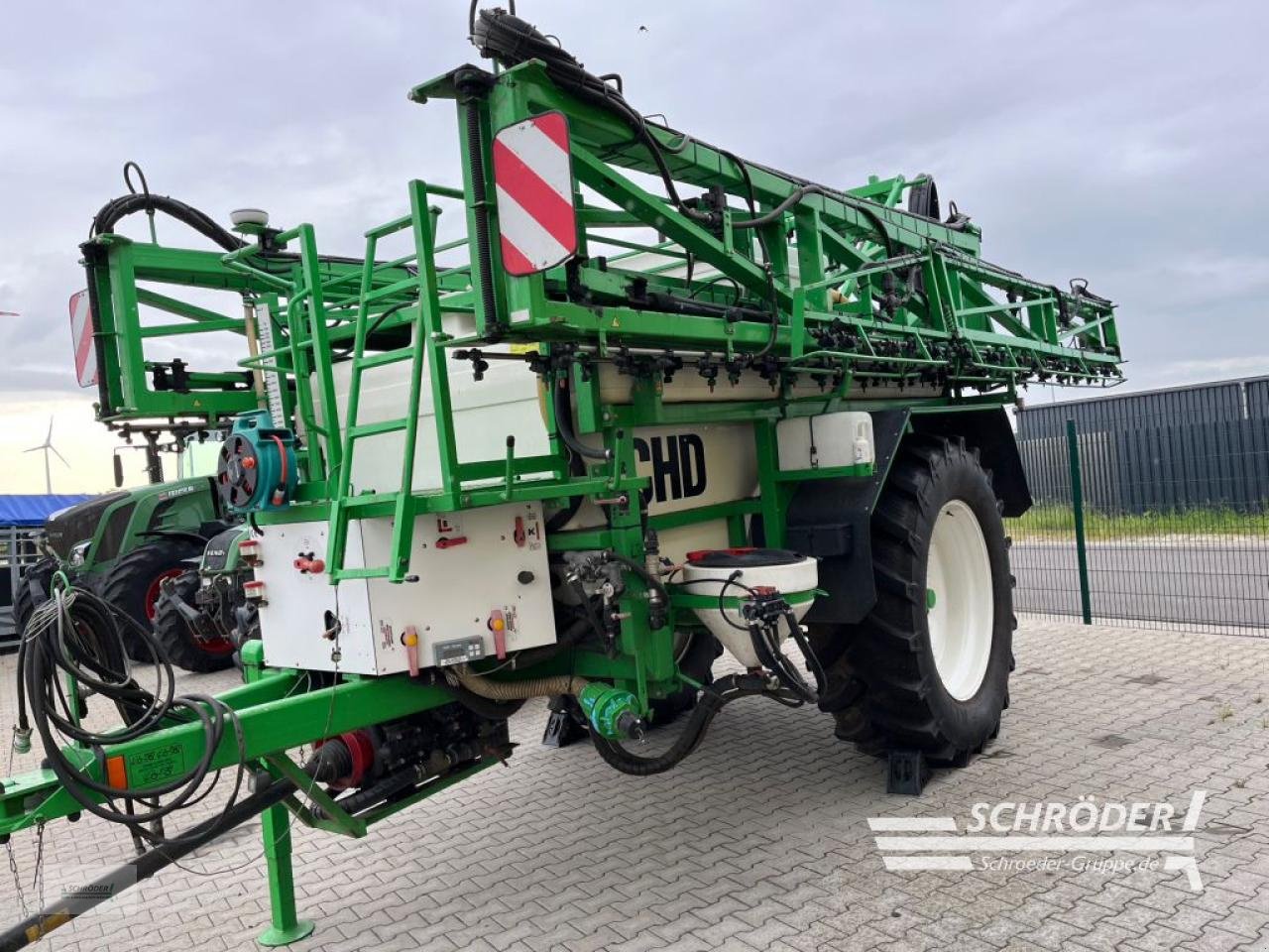 Anhängespritze of the type CHD F 5242, Gebrauchtmaschine in Scharrel (Picture 1)