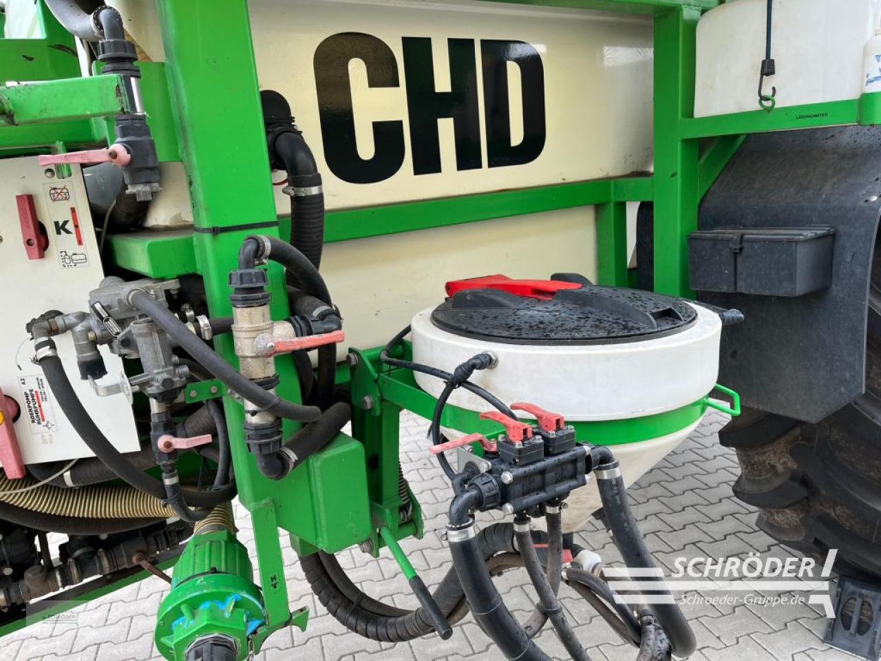 Anhängespritze of the type CHD F 5242, Gebrauchtmaschine in Scharrel (Picture 3)