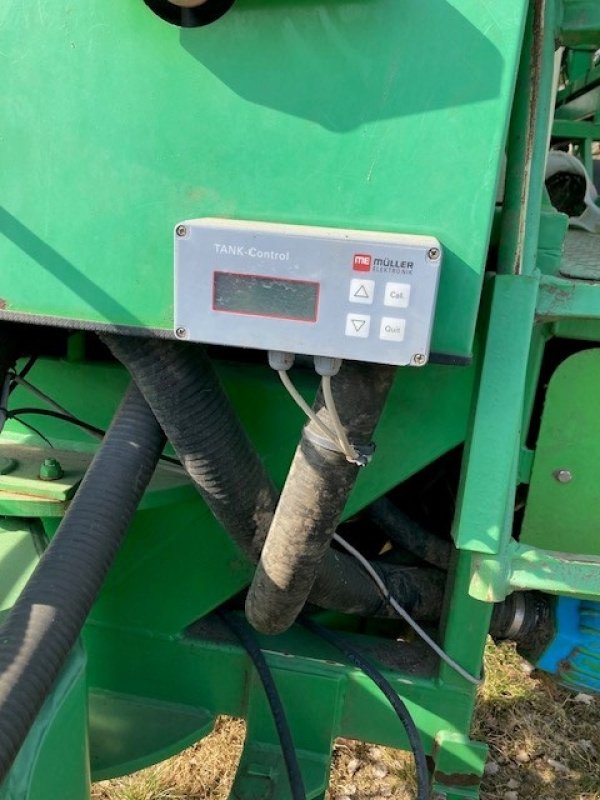 Anhängespritze of the type CHD Feldspritze 3624, Gebrauchtmaschine in Beedenbostel (Picture 2)