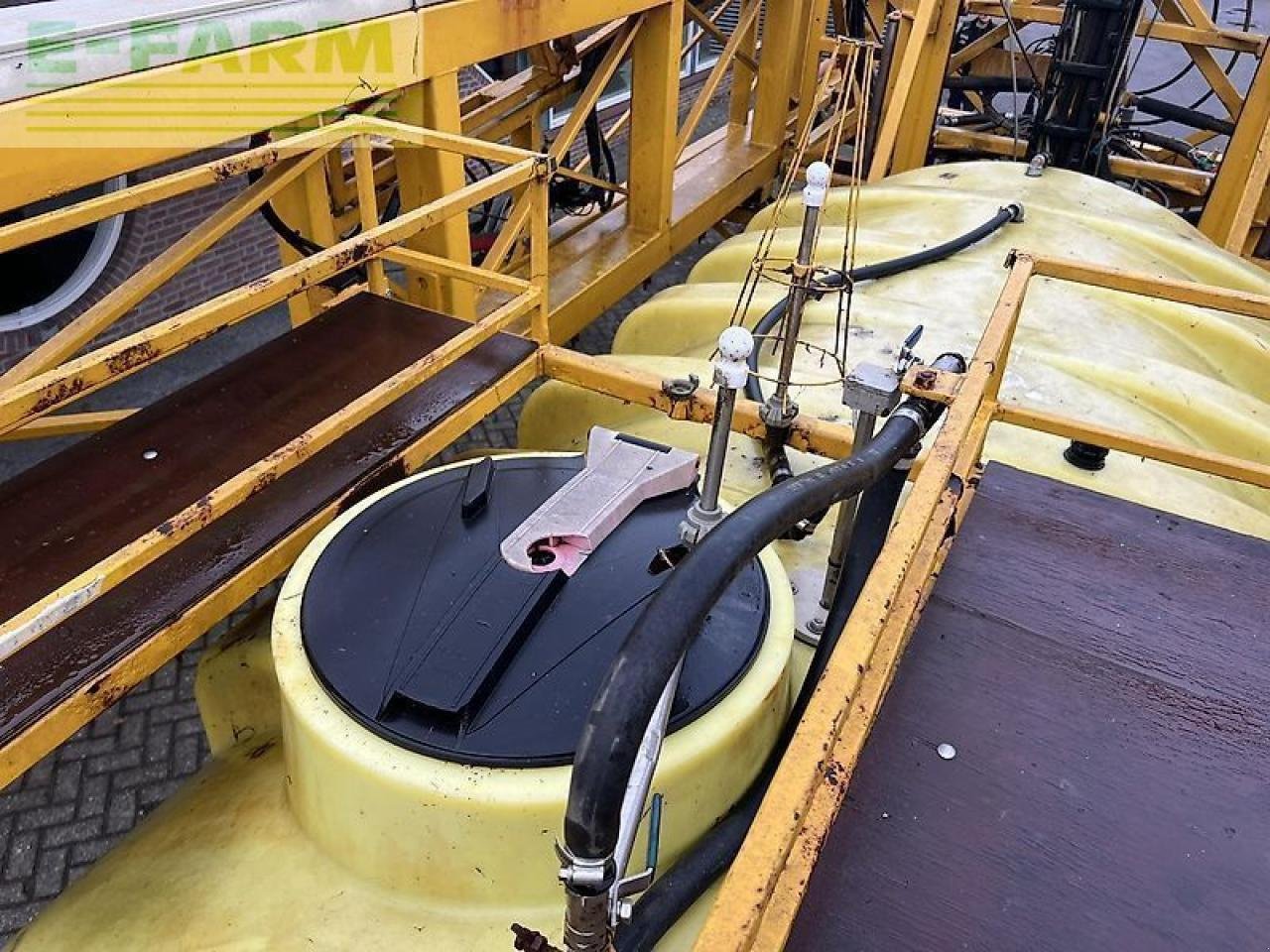 Anhängespritze типа Dubex mentor 9804, Gebrauchtmaschine в ag BROEKLAND (Фотография 13)