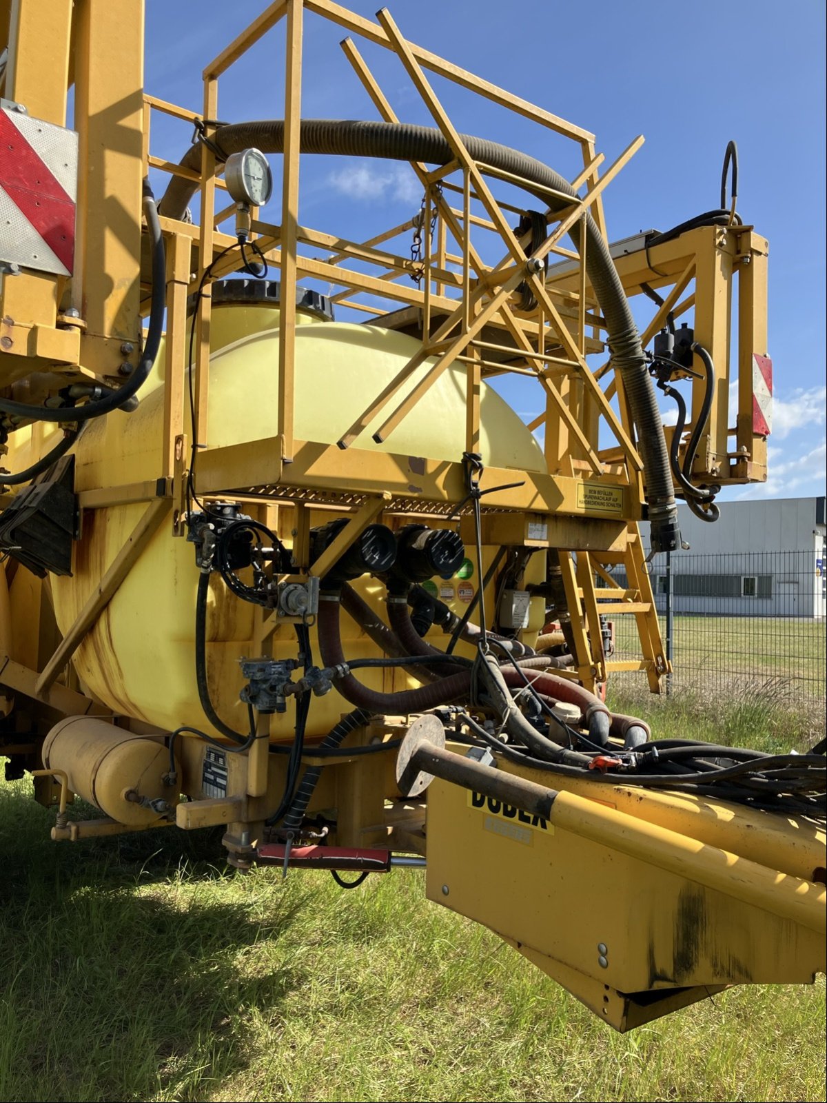 Anhängespritze des Typs Dubex Mentor Typ 9804, Gebrauchtmaschine in Wittingen (Bild 7)