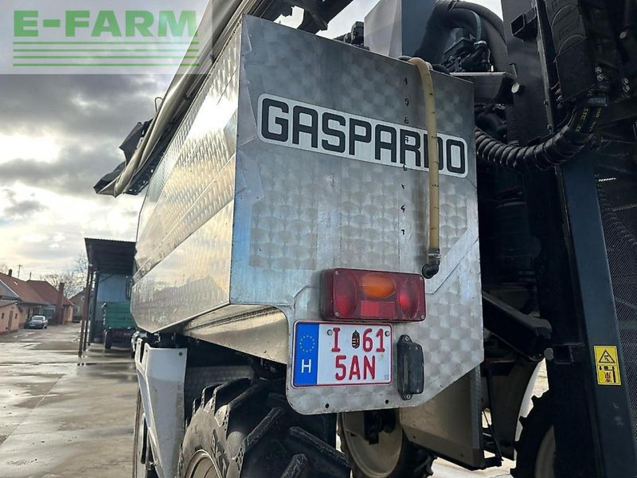 Anhängespritze za tip Gehl uragano 3000, Gebrauchtmaschine u SZEGED (Slika 18)