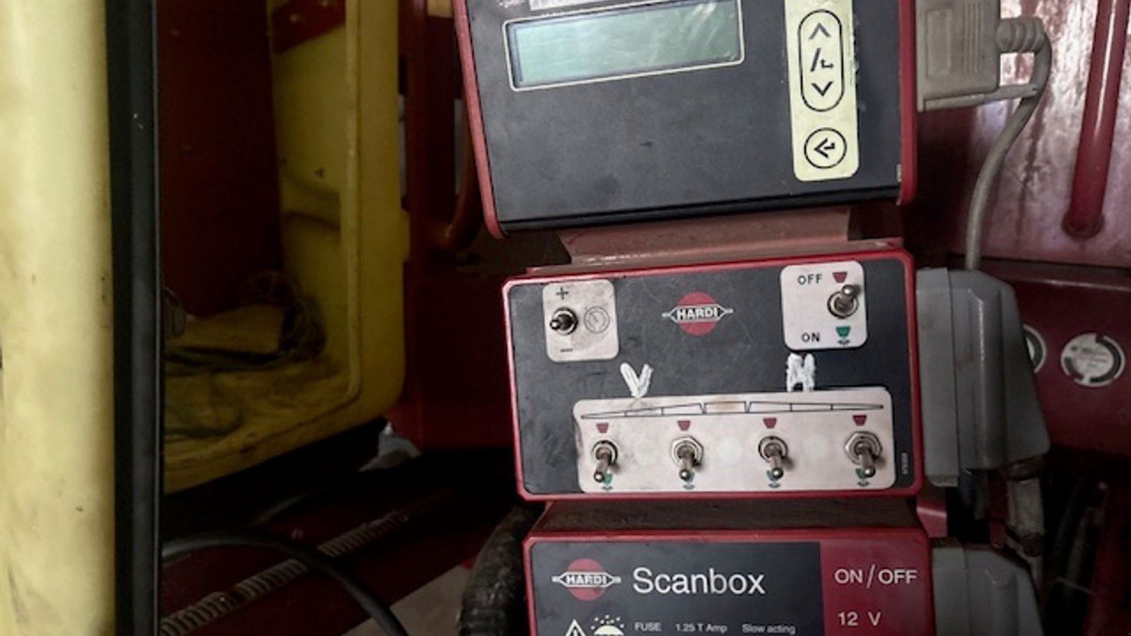 Anhängespritze типа Hardi Commander 2800 20M MED LOVPLIGTIGT UDSTYR, Gebrauchtmaschine в Dronninglund (Фотография 6)