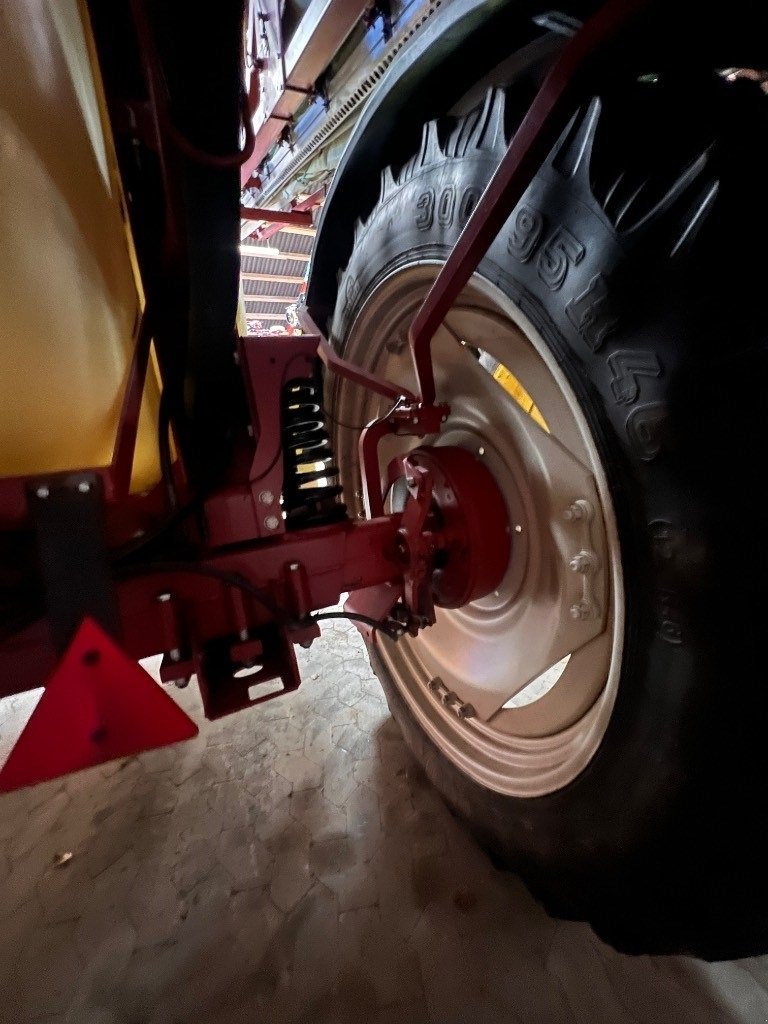 Anhängespritze typu Hardi Commander 2800 Twin Force, Gebrauchtmaschine w Mern (Zdjęcie 7)