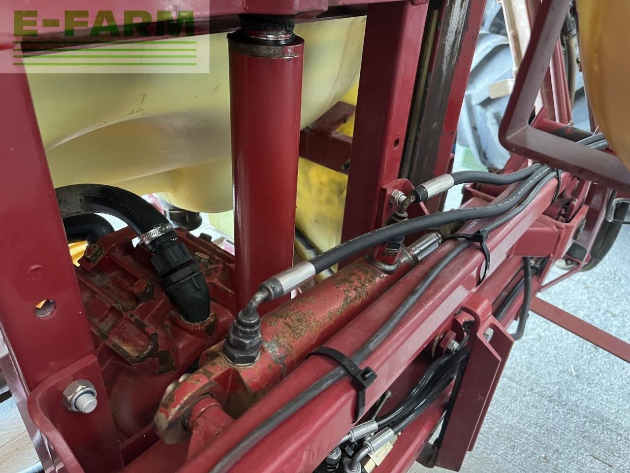 Anhängespritze des Typs Hardi master, 1000 liter, 15 meter, Gebrauchtmaschine in ST. PÖLTEN (Bild 10)