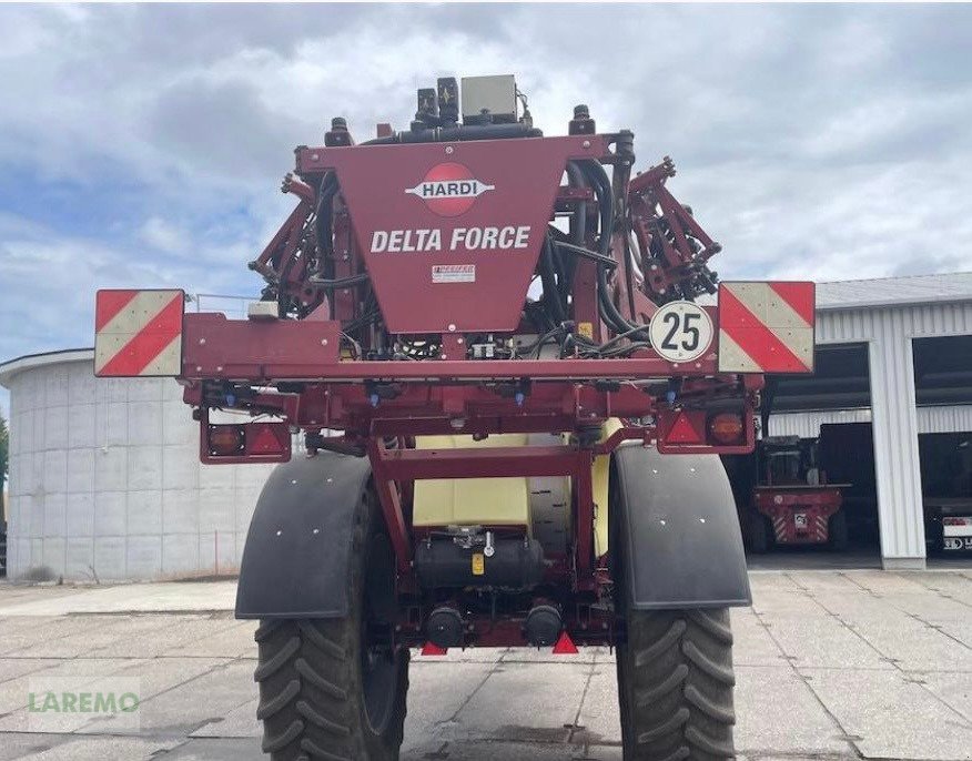 Anhängespritze des Typs Hardi Navigator 6000 Liter 36 m, Neumaschine in Langenwetzendorf (Bild 6)