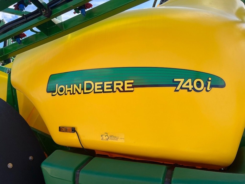 Anhängespritze typu John Deere 740 i, Gebrauchtmaschine w Mern (Zdjęcie 2)