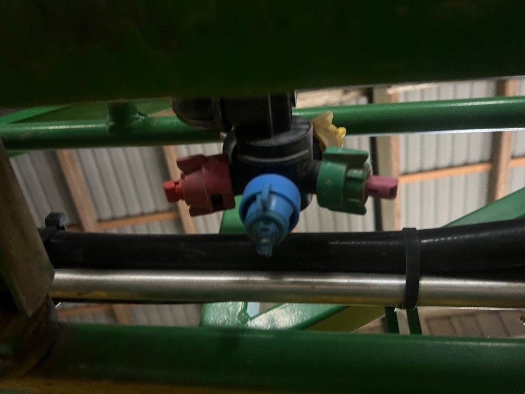 Anhängespritze typu John Deere 740 i, Gebrauchtmaschine w Mern (Zdjęcie 24)