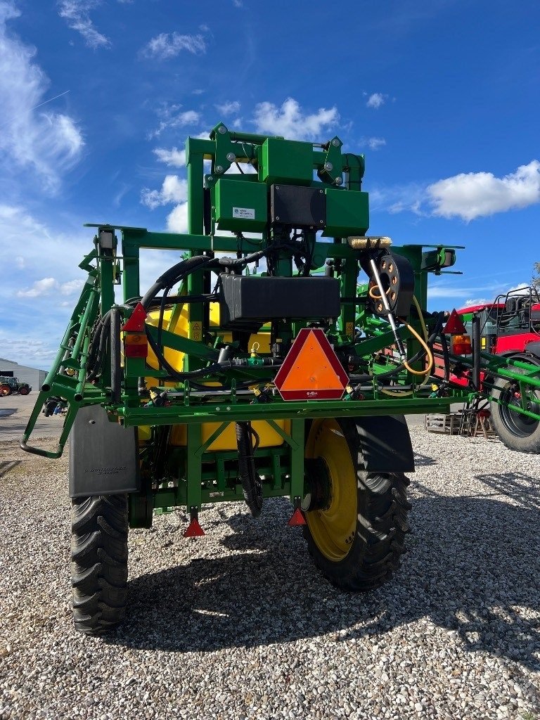 Anhängespritze typu John Deere 740 i, Gebrauchtmaschine w Mern (Zdjęcie 4)