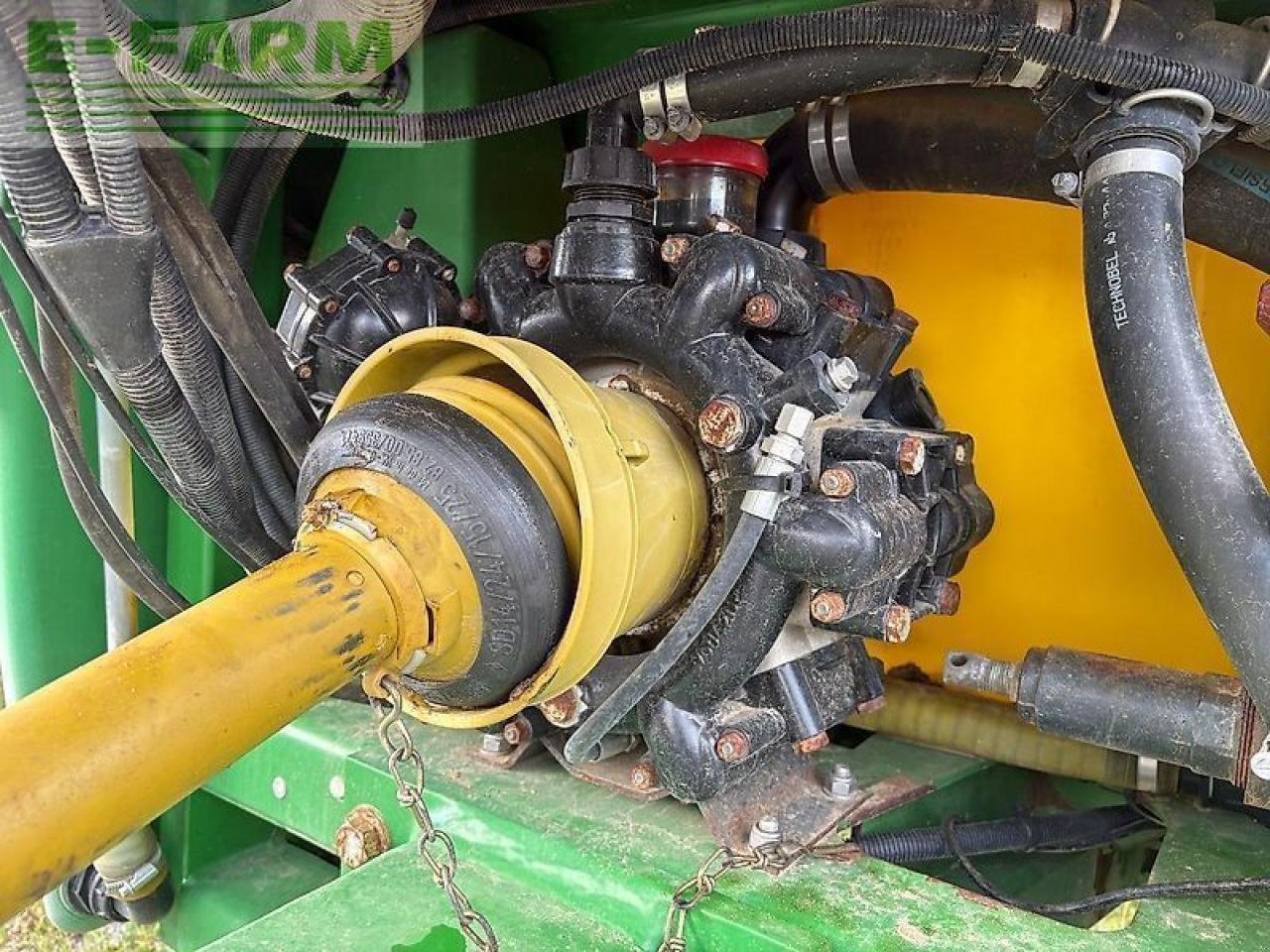 Anhängespritze des Typs John Deere 740, Gebrauchtmaschine in NORDWESTUCKERMARK / OT FÜRSTENWERDER (Bild 9)
