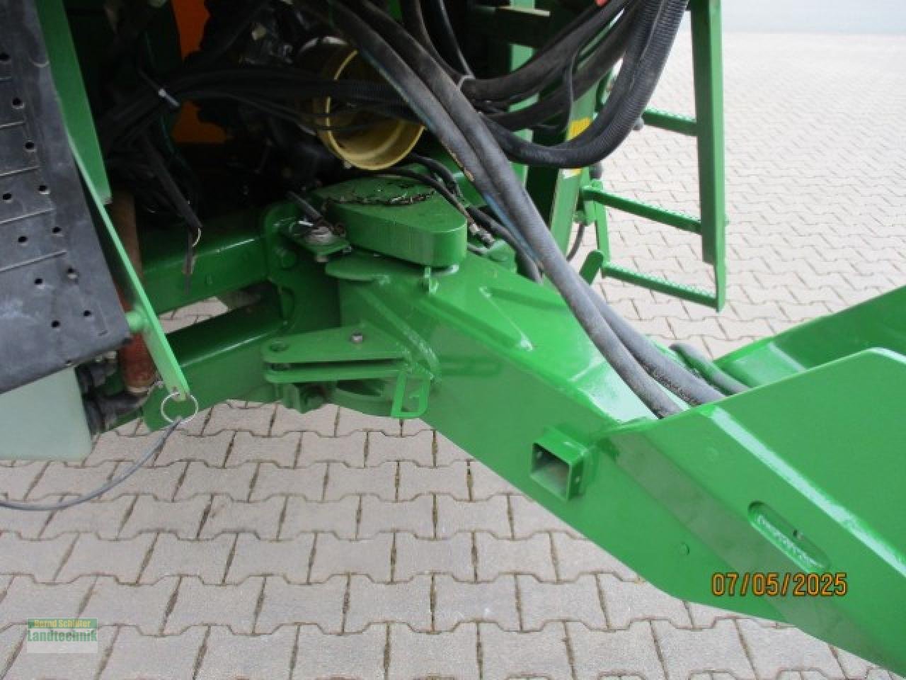 Anhängespritze des Typs John Deere 740, Gebrauchtmaschine in Büren (Bild 4)