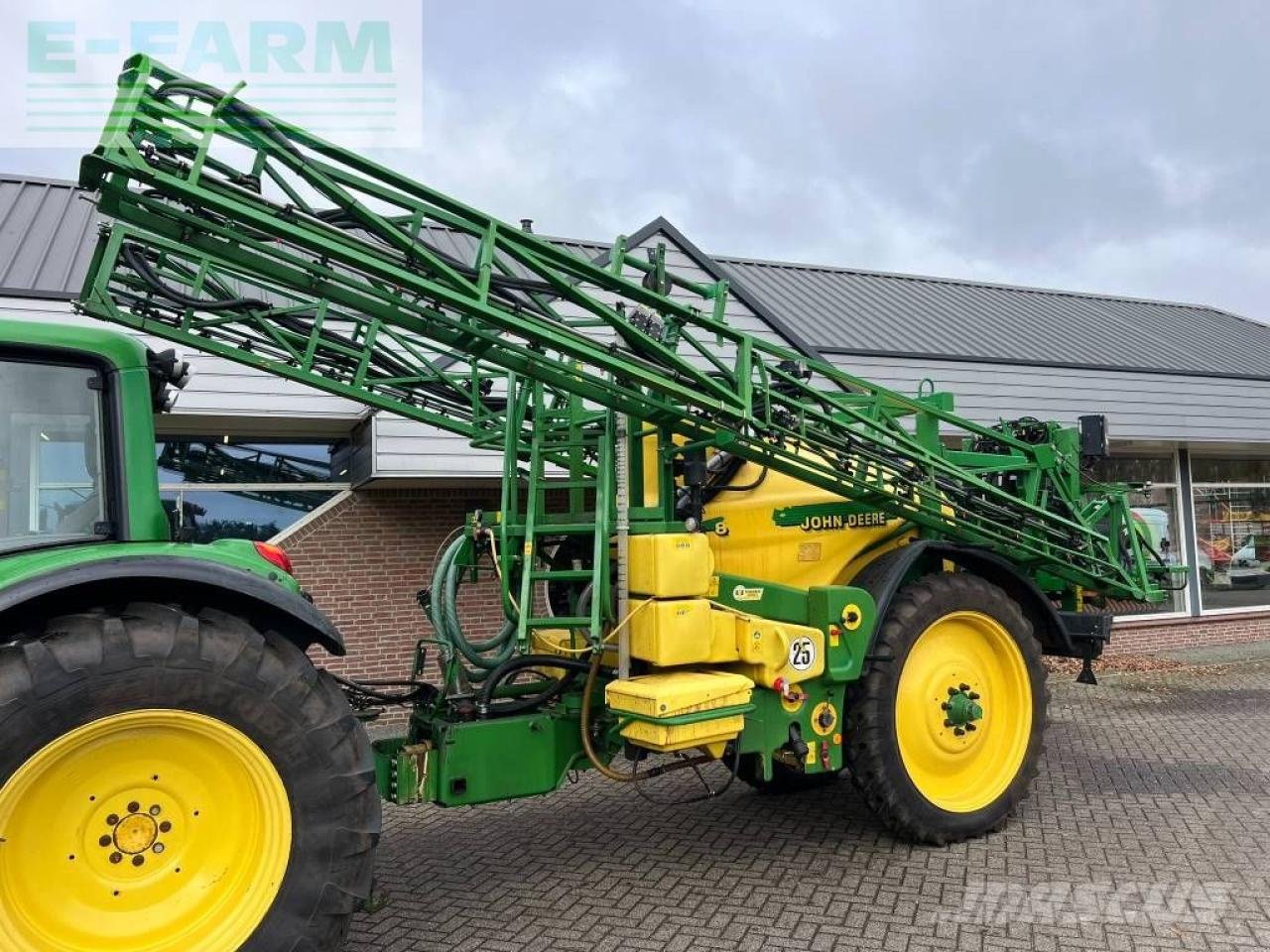 Anhängespritze van het type John Deere 824, Gebrauchtmaschine in ag BROEKLAND (Foto 1)