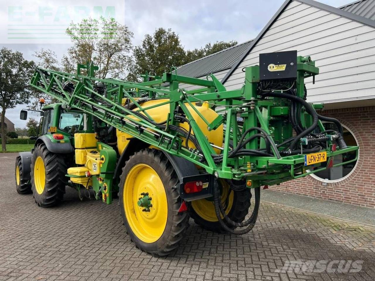 Anhängespritze van het type John Deere 824, Gebrauchtmaschine in ag BROEKLAND (Foto 3)