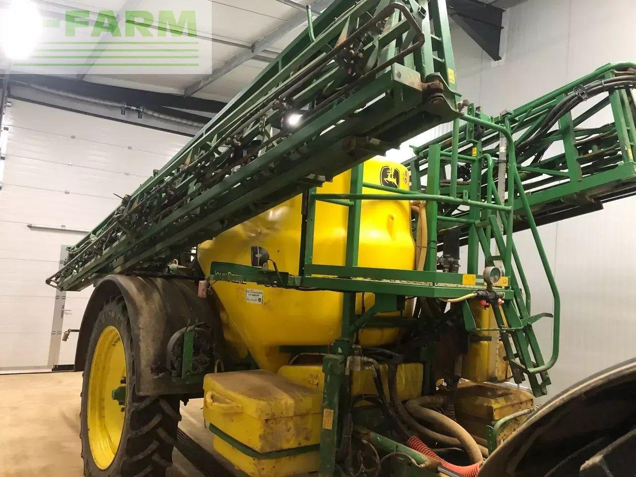 Anhängespritze des Typs John Deere 832, Gebrauchtmaschine in CHAUVONCOURT (Bild 1)