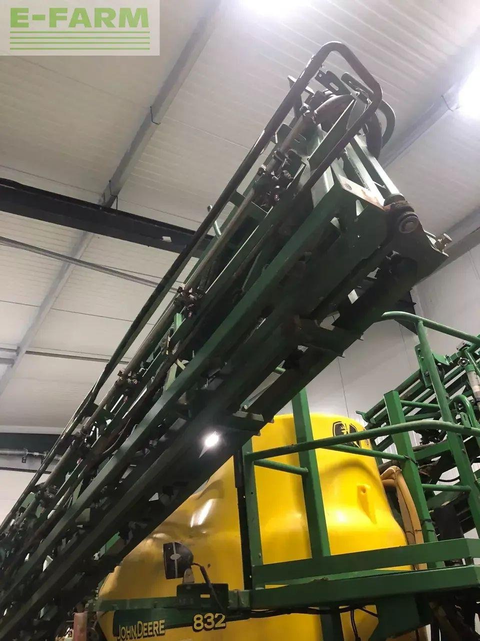 Anhängespritze du type John Deere 832, Gebrauchtmaschine en CHAUVONCOURT (Photo 9)