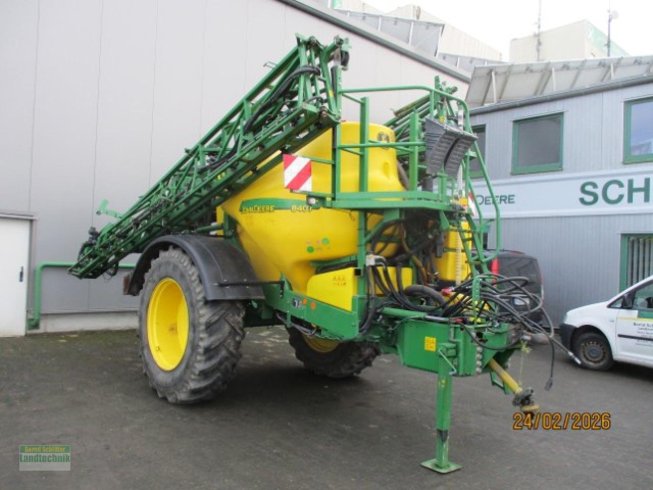 Anhängespritze des Typs John Deere 840 Isobus, Gebrauchtmaschine in Büren (Bild 2)