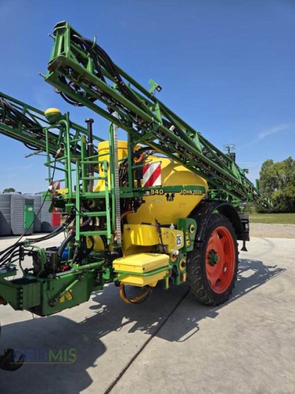Anhängespritze от тип John Deere 840 TF, Gebrauchtmaschine в Kutina (Снимка 1)