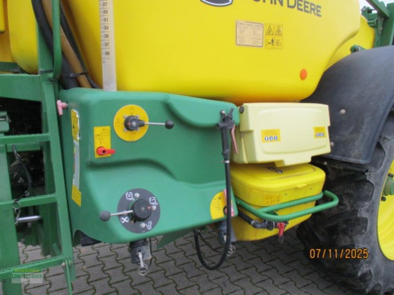 Anhängespritze typu John Deere M 740 I, Gebrauchtmaschine v Büren (Obrázek 15)