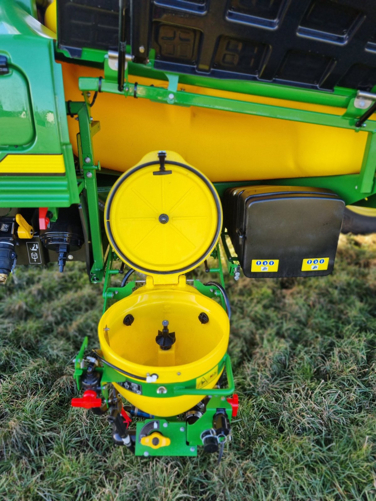 Anhängespritze typu John Deere R944i, Gebrauchtmaschine w Langerringen (Zdjęcie 12)