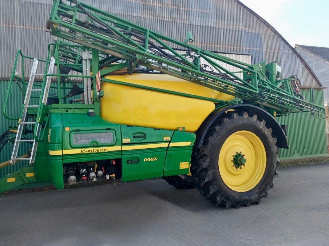 Anhängespritze of the type John Deere R962i - 24m, Gebrauchtmaschine in Liebenwalde (Picture 1)