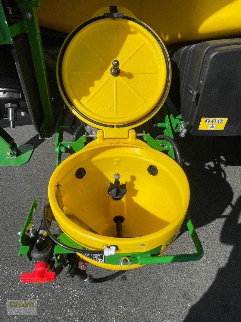 Anhängespritze of the type John Deere R975i, Neumaschine in Euskirchen (Picture 11)