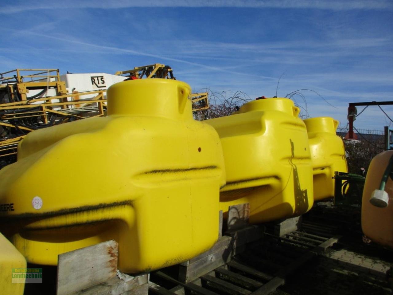 Anhängespritze typu John Deere Tanks, Gebrauchtmaschine v Büren (Obrázek 1)