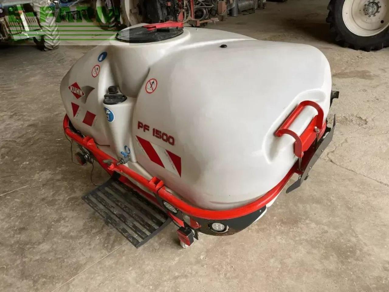 Anhängespritze van het type Kuhn altis 2002, Gebrauchtmaschine in CHAUVONCOURT (Foto 9)