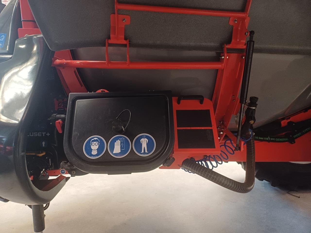 Anhängespritze του τύπου Kuhn METRIS 4102, Gebrauchtmaschine σε Skjern (Φωτογραφία 6)