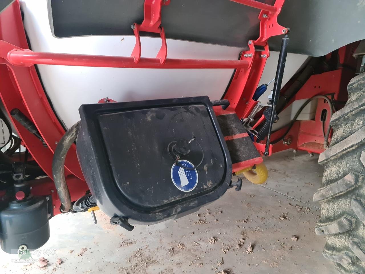 Anhängespritze of the type Kuhn Metris 4102, Gebrauchtmaschine in Hofheim (Picture 7)