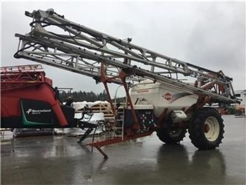 Anhängespritze des Typs Kuhn Oceanis 5600 36 m. Alubom, Gebrauchtmaschine in Mern (Bild 1)