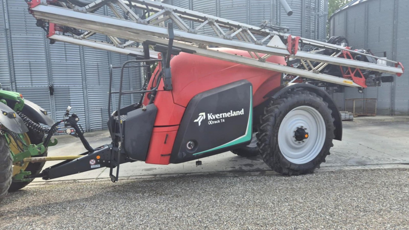Anhängespritze типа Kverneland iXtrack T4 Aluminium Bom 30 m. STATUS SALG, Gebrauchtmaschine в Borre (Фотография 1)
