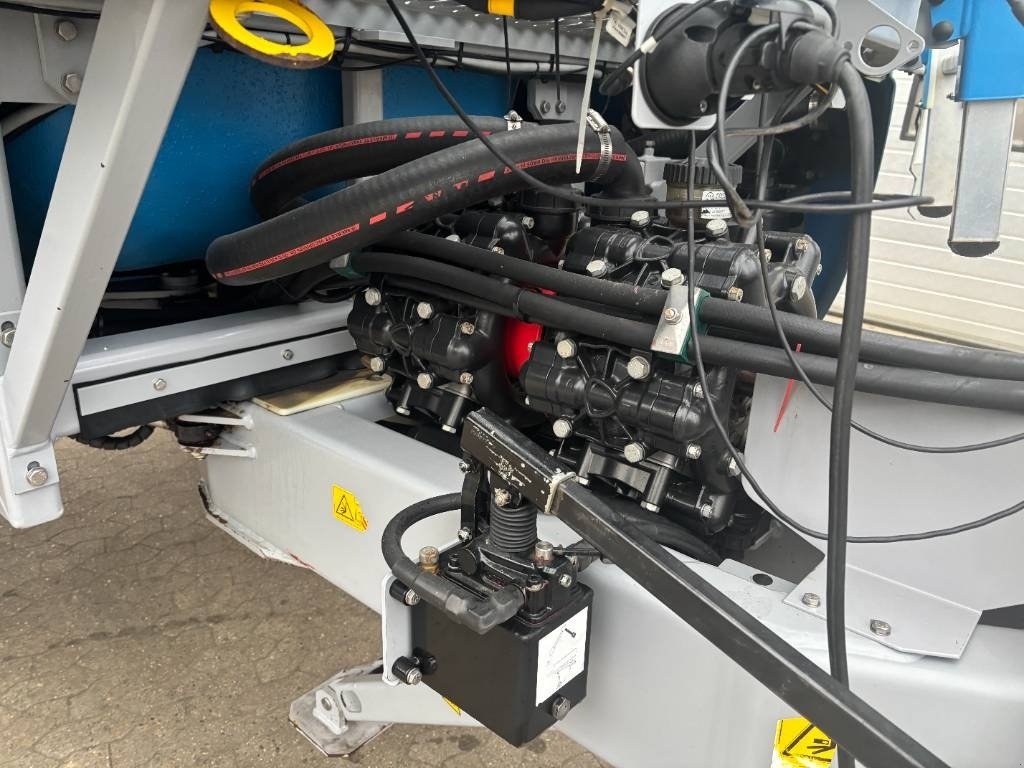 Anhängespritze des Typs Lemken Albatros 9 4000 liter 24 m. bom, Gebrauchtmaschine in Ribe (Bild 15)