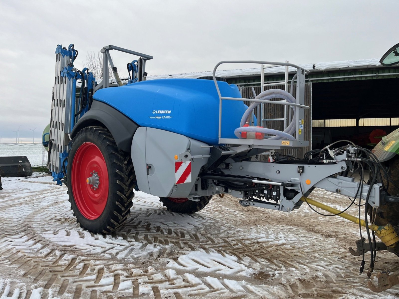 Anhängespritze от тип Lemken Vega 12 4000 28m ***sehr gepflegt***, Gebrauchtmaschine в Pfraunfeld (Снимка 5)
