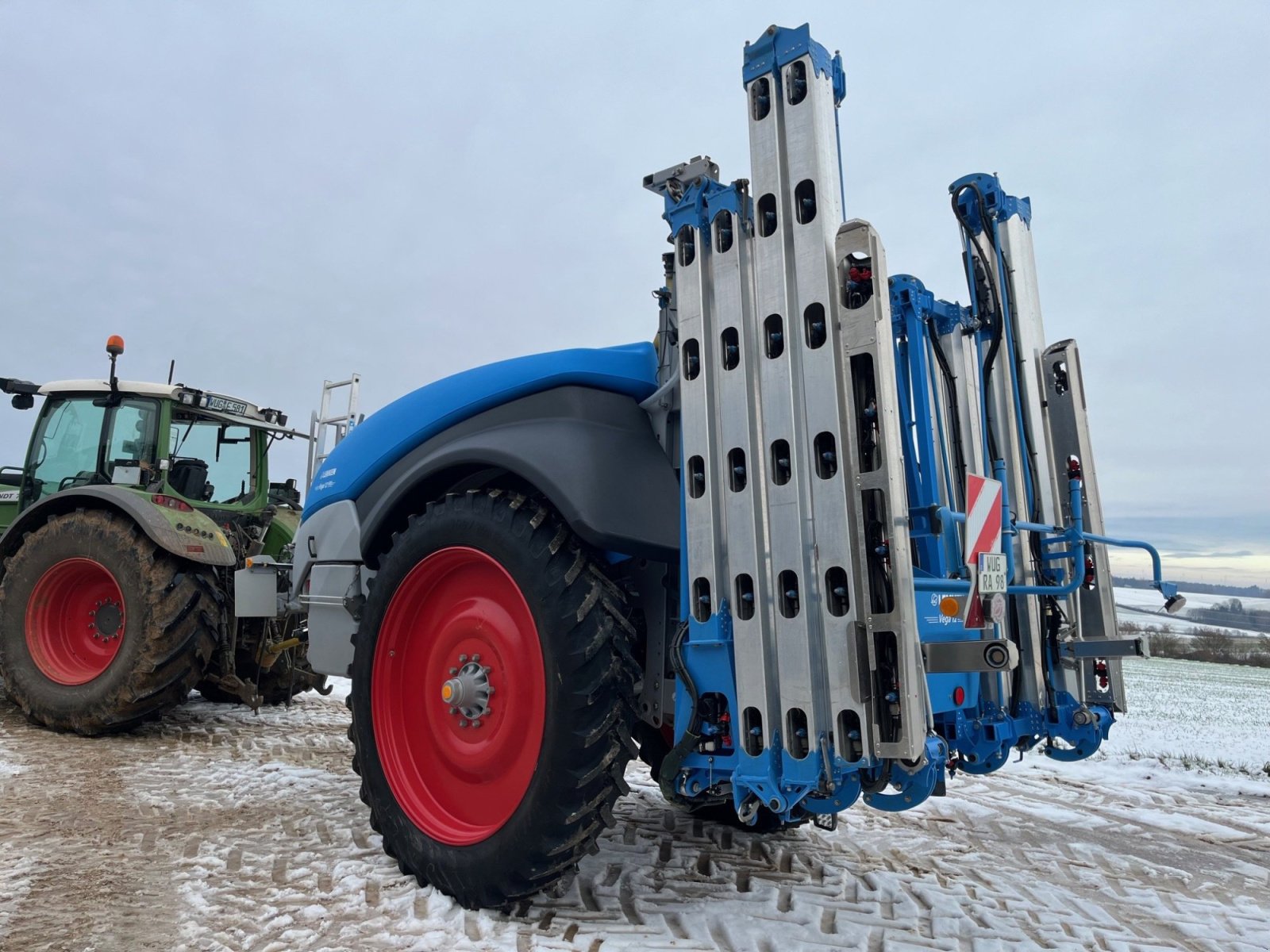 Anhängespritze типа Lemken Vega 12 4000 // 28m // *** sehr gepflegt ***, Gebrauchtmaschine в Pfraunfeld (Фотография 2)