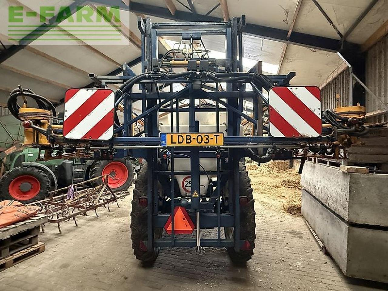 Anhängespritze van het type Sieger sieger veldspuit getrokken 30 meter, Gebrauchtmaschine in gg VEGHEL (Foto 15)