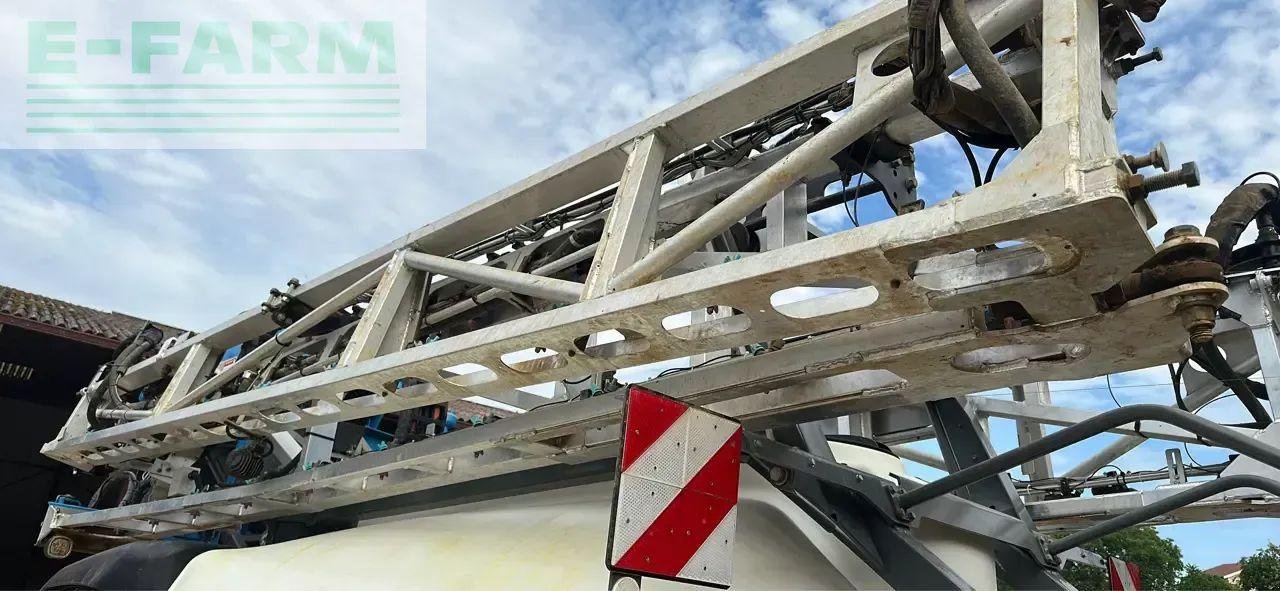 Anhängespritze of the type Sonstige meteor r activ 4200, Gebrauchtmaschine in CHAUVONCOURT (Picture 6)