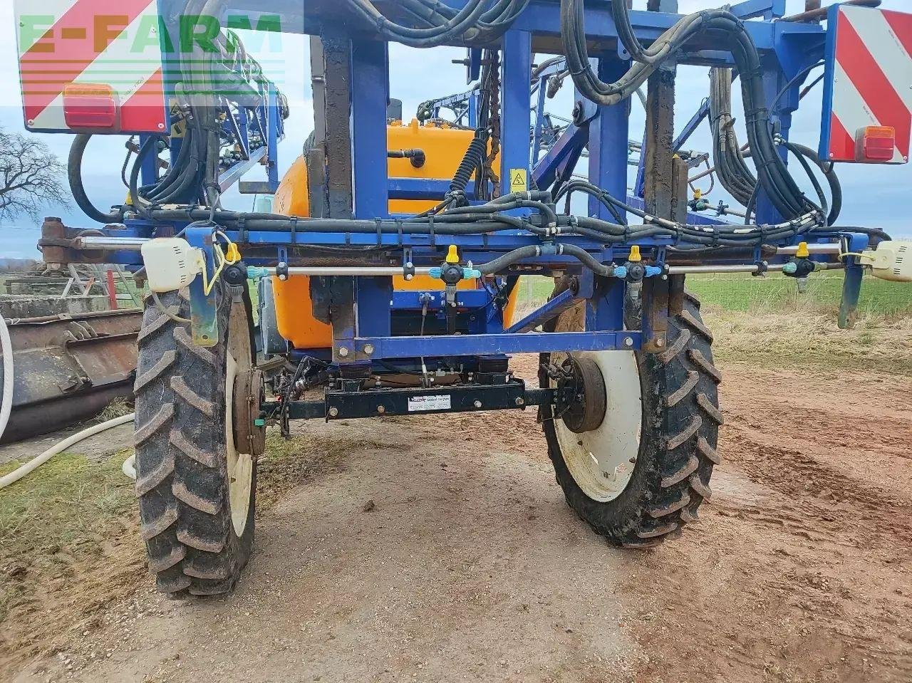 Anhängespritze of the type Sonstige olympia 320s, Gebrauchtmaschine in CHAUVONCOURT (Picture 6)