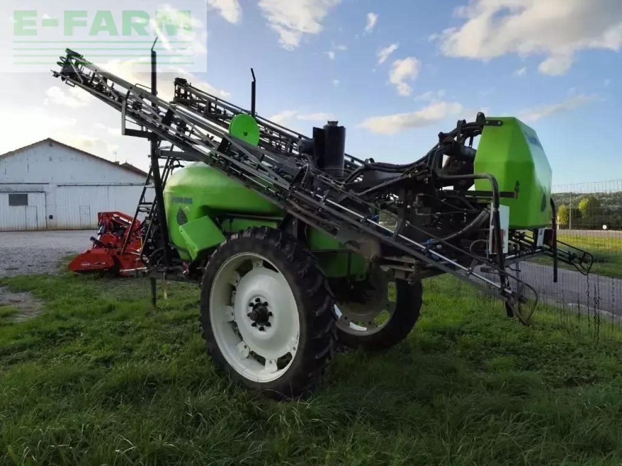 Anhängespritze of the type Tecnoma galaxy gy30 s, Gebrauchtmaschine in CHAUVONCOURT (Picture 3)