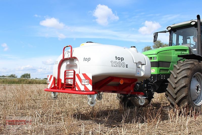 Anhängespritze des Typs Unia Fronttank Top 1200 E 1350l 19 l/min elektr. Pumpe, Neumaschine in Ostheim/Rhön (Bild 7)