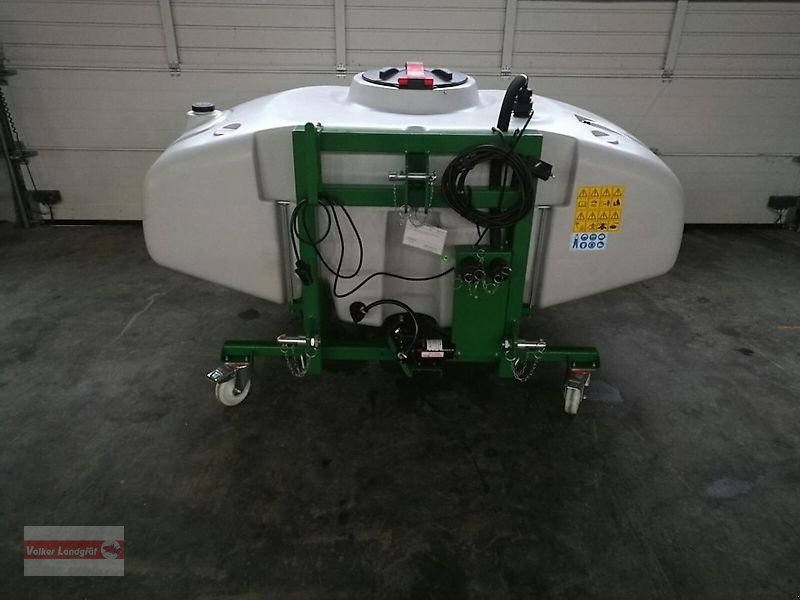 Anhängespritze of the type Unia Fronttank Top 1200 E 1350l 19l/min elektr. Pumpe, Neumaschine in Ostheim/Rhön (Picture 3)