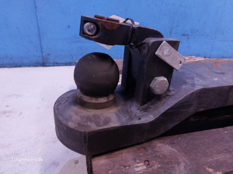 Anhängevorrichtung des Typs Case MX180, Gebrauchtmaschine in Hemmet (Bild 4)