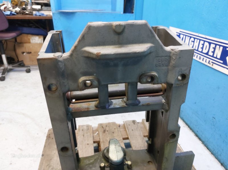 Anhängevorrichtung des Typs CLAAS Arion 500, Gebrauchtmaschine in Hemmet (Bild 17)