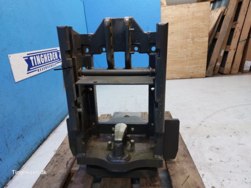 Anhängevorrichtung des Typs CLAAS Arion 500, Gebrauchtmaschine in Hemmet (Bild 8)