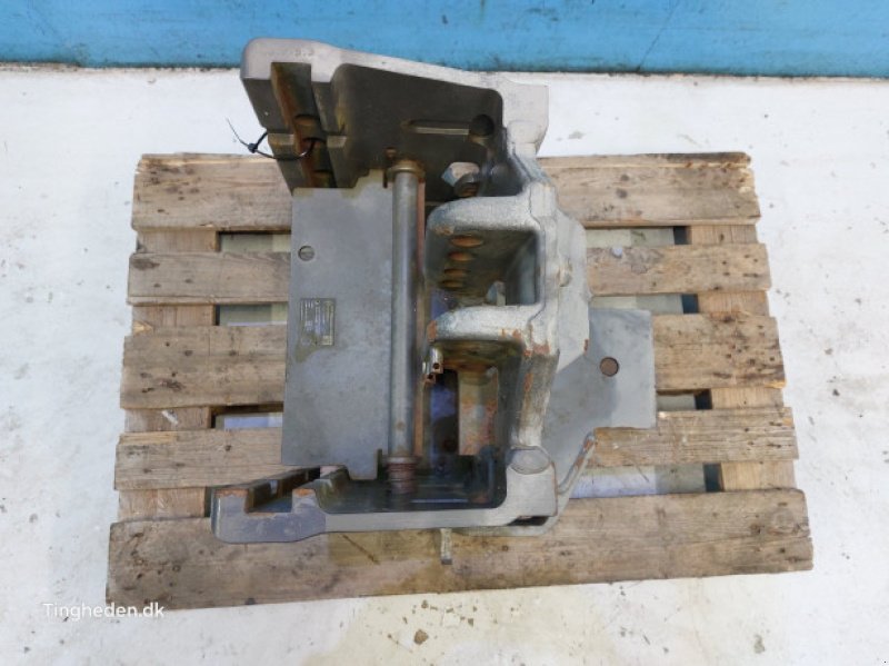 Anhängevorrichtung des Typs CLAAS Arion 500, Gebrauchtmaschine in Hemmet (Bild 5)