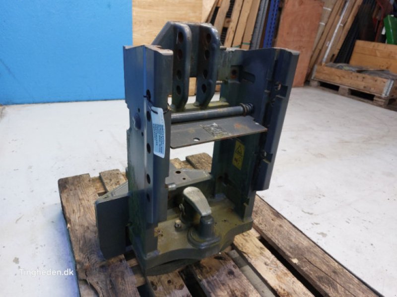 Anhängevorrichtung des Typs CLAAS Arion 500, Gebrauchtmaschine in Hemmet (Bild 11)