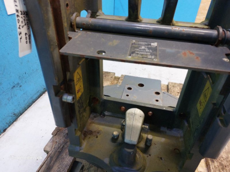Anhängevorrichtung des Typs CLAAS Arion 500, Gebrauchtmaschine in Hemmet (Bild 20)