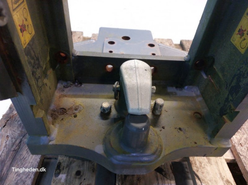 Anhängevorrichtung des Typs CLAAS Arion 500, Gebrauchtmaschine in Hemmet (Bild 12)